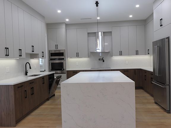 3rd image of 7080 192a St
