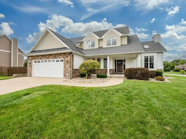 6134 Fullerton Rd, Stevensville, MI 49127