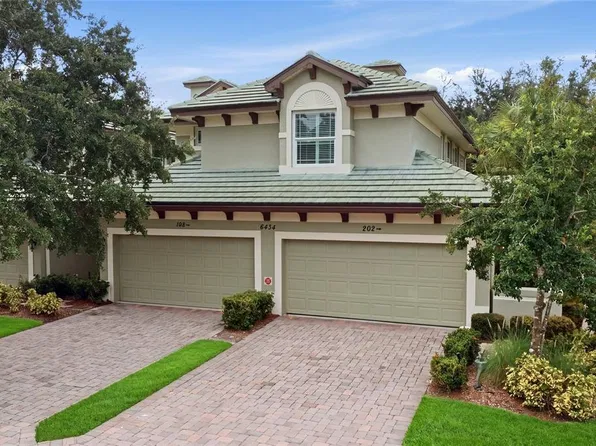 6434 MOORINGS POINT CIRCLE #102, LAKEWOOD RANCH, FL 34202
