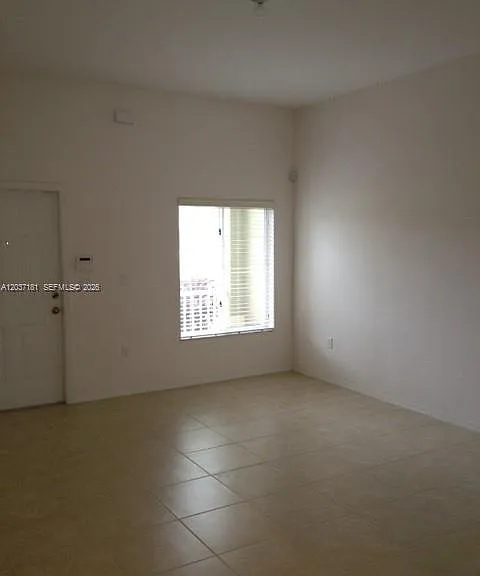 1657 SE 23rd Way #1657 — Photo 2