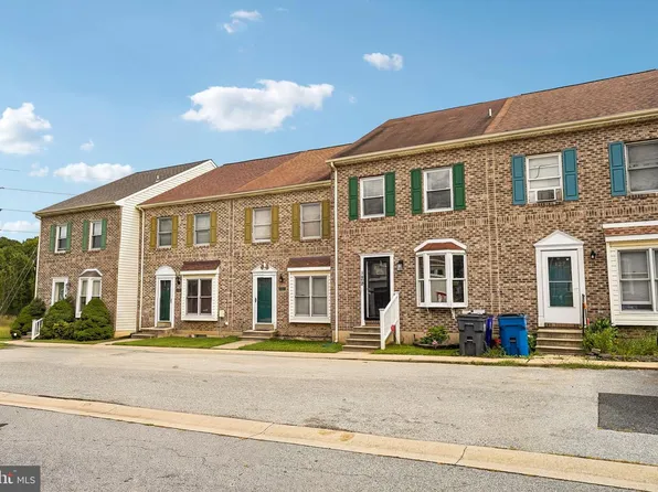 129 Cannonball Ln, Newark, DE 19702