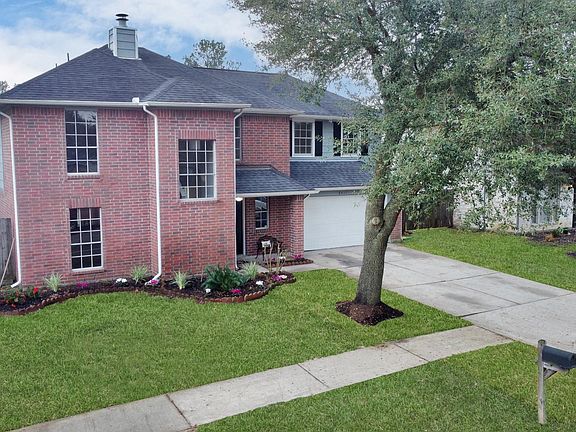 4th image of 6411 Bayou Crest Dr