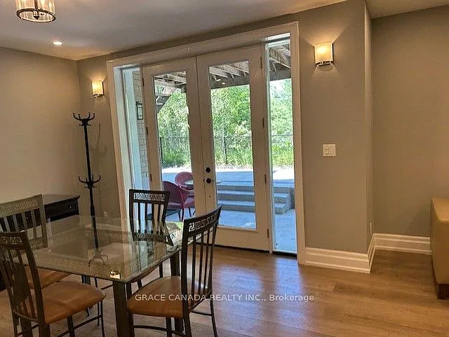 3130 Hines Dr #LOWER — Photo 3