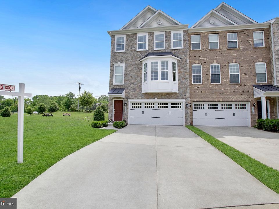 1st image of 21529 Willow Breeze Sq