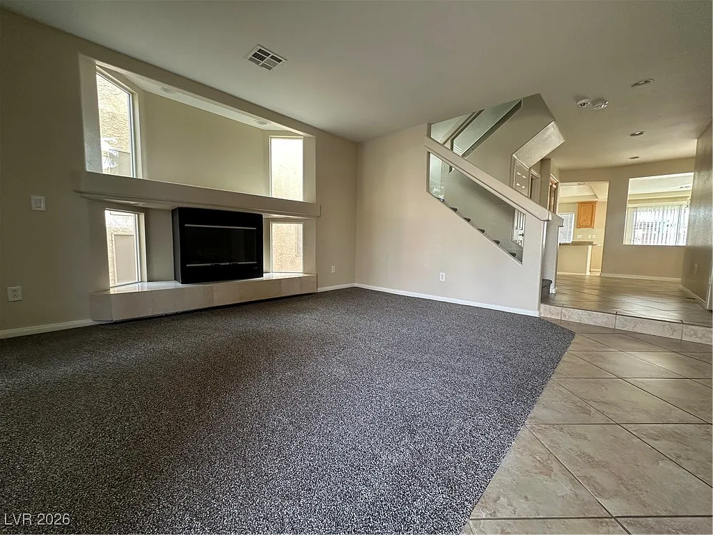 4 bed, 2.5 bath, 2654 sqft, $2,395 — Photo 4