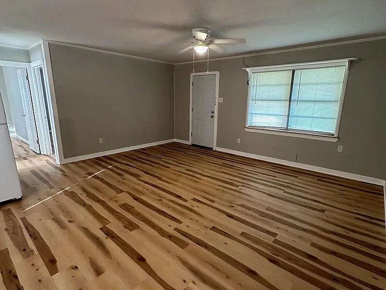 749 N Planters St — Photo 2