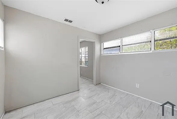 1900 45th St S — Photo 20