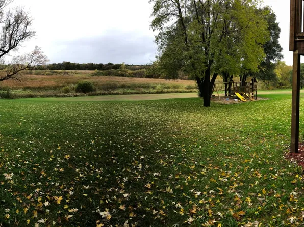 19489 Fischer Ave #2, Hastings, MN 55033