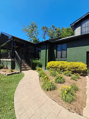 568 Valleywood Dr Photo 1