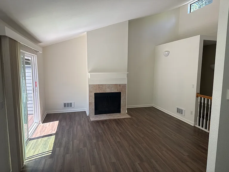 3894 Botticelli St — Photo 2