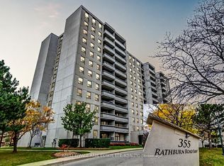 355 Rathburn Rd E #801, Mississauga, ON L4Z1H4