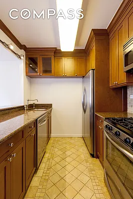 Rented by Compass | media 21