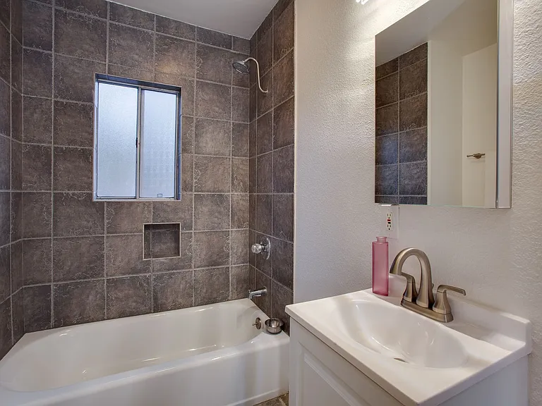 5433 Abbott Pl #12 — Photo 12