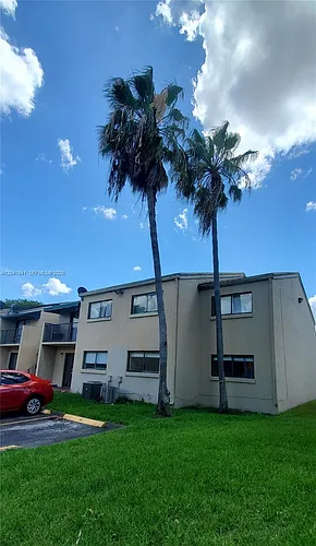 7405 SW 152nd Ave #101-3 Photo 1