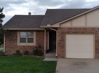 1878 N Winstead St, Wichita, KS 67206