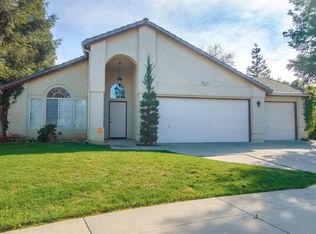 2592 Mesa Ave, Clovis, CA 93611