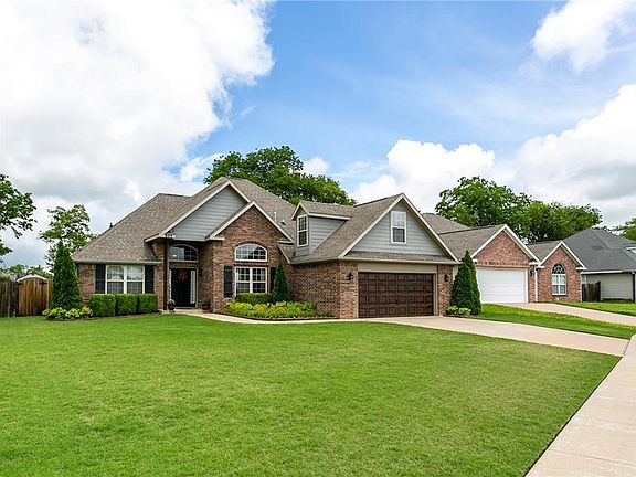 2nd image of 803 W Maci Dr