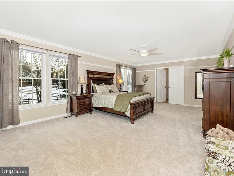 2422 Cobblestone Way — Photo 25