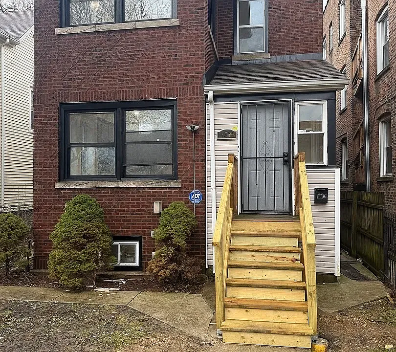 1311 E 71st Pl #2