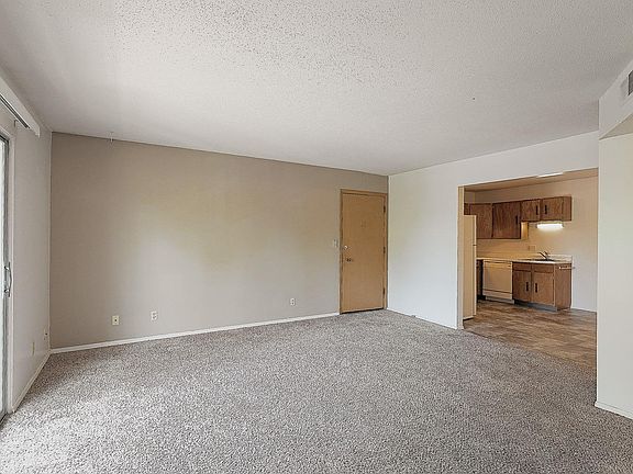 3rd image of 300 S 26th St #2X2