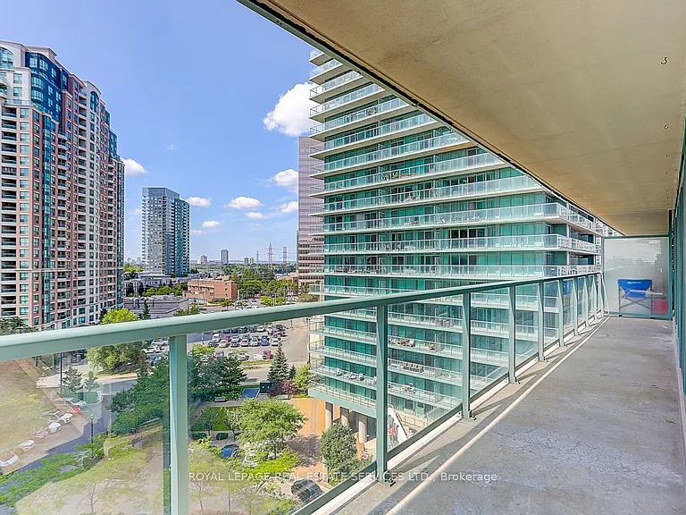 5500 Yonge St #808 — Photo 23
