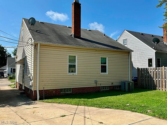 2nd image of 4320 Tuxedo Ave