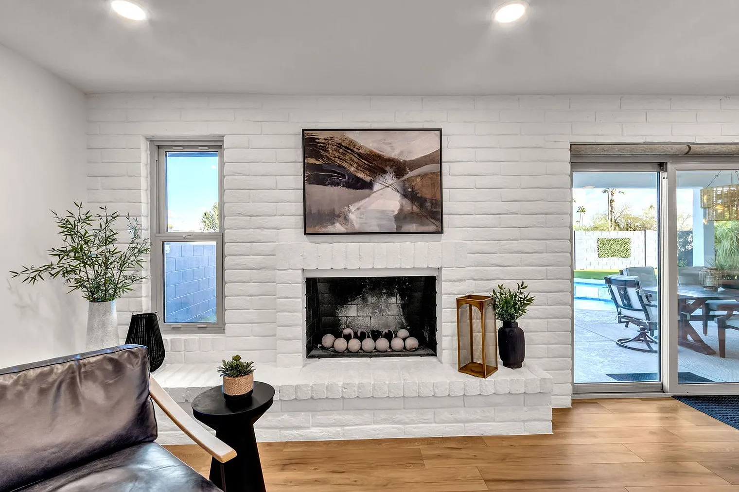 4 bed, 2.0 bath, 2497 sqft, $17,799 — Photo 3