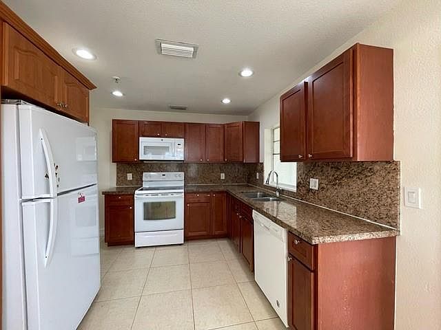 1st image of 22744 SW 55th Ave