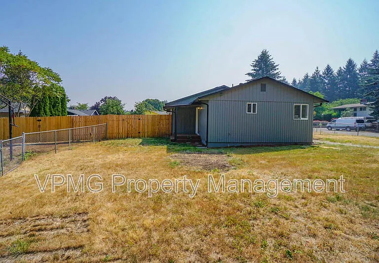 10412 NE 71st St — Photo 19