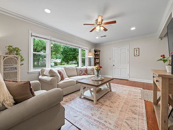 4th image of 3175 Northwood Dr