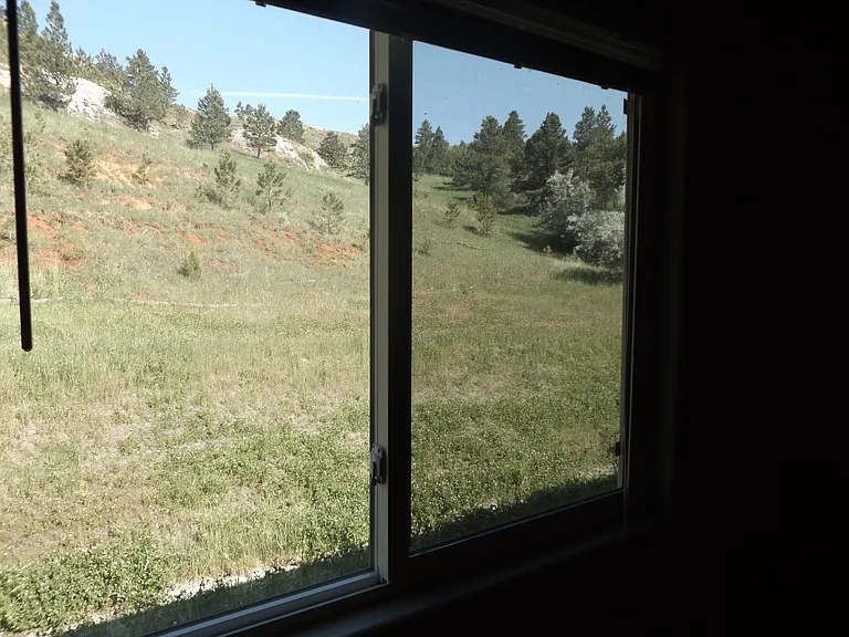 3950 Park Dr — Photo 7