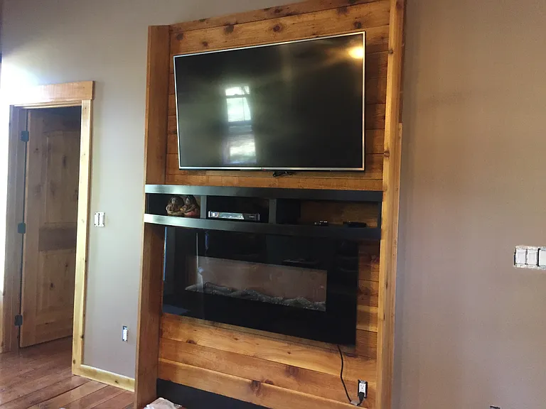 20436 S Leland Rd — Photo 3