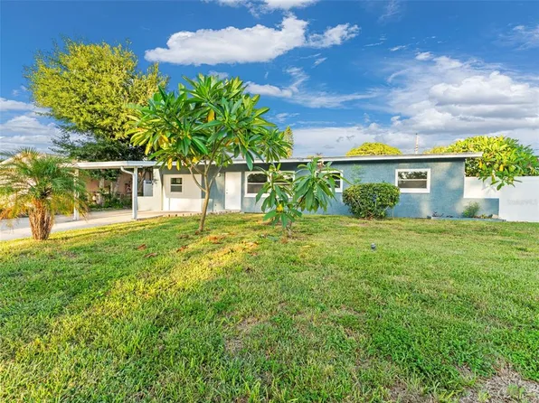 11365 115th St, Seminole, FL 33778