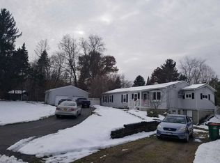 14 Crescent Dr, Fishkill, NY 12524