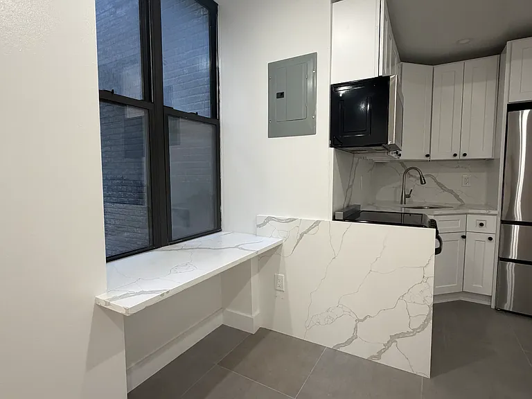 268 W 84th St #2C — Photo 3