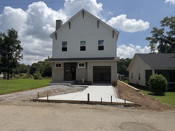 3rd image of 1010 Clemmons St