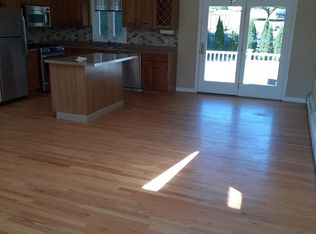 32 Nardolillo St, Johnston, RI 02919