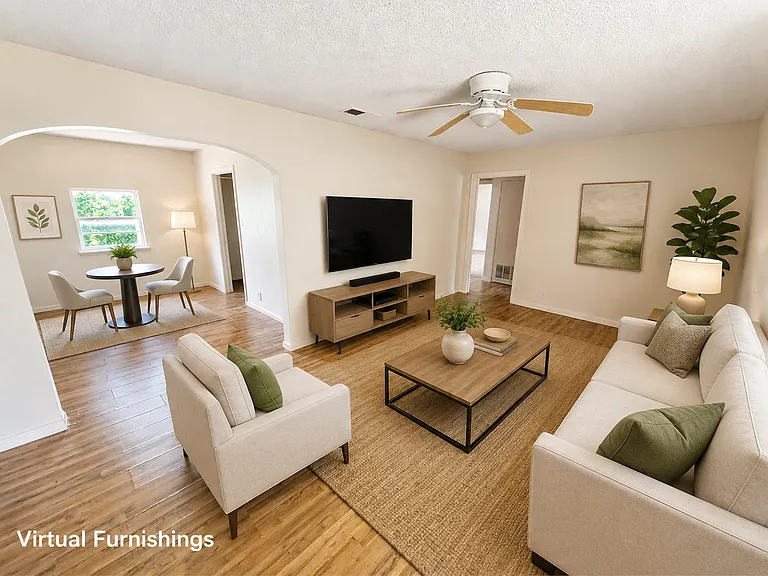 1312 Carol Way — Photo 2