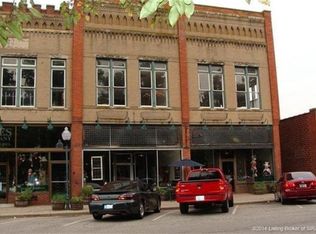 64 S Main St, Scottsburg, IN