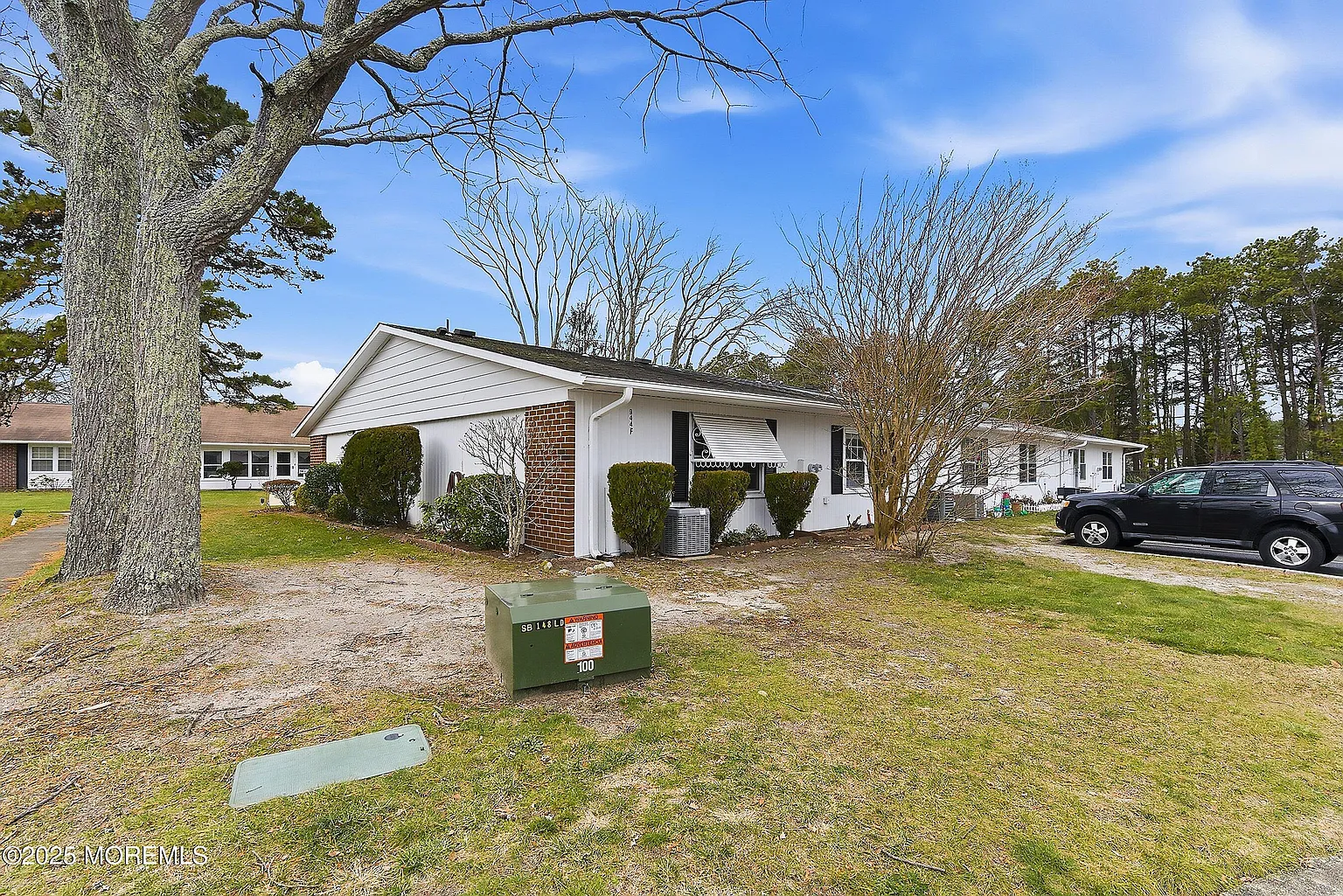 944F Aberdeen Drive photo 1