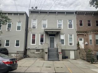 26 Irving St, Jersey City, NJ 07307