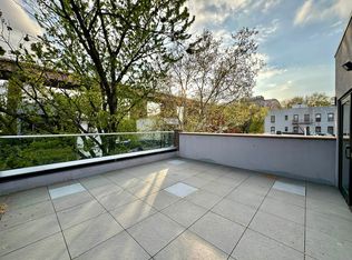 19-25 22nd Rd #PENTHOUSE, Astoria, NY 11105