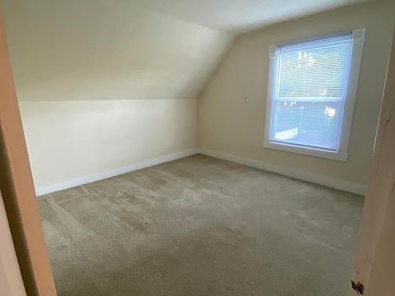 3rd image of 3616 Norton Ave #1/2