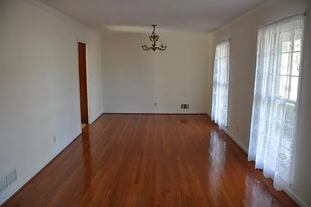 1145 Lanford Dr — Photo 11