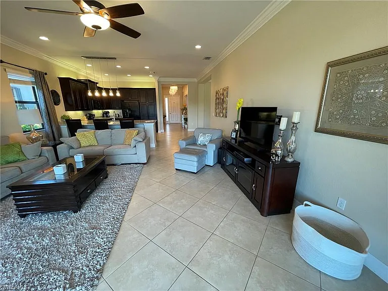 3326 Baltic Dr — Photo 10