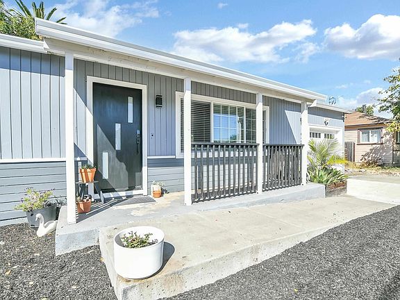 2nd image of 1929 San Vincente Dr