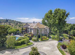 2222 Country Rd, Fallbrook, CA 92028