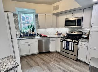 576 Washington St #7, Brookline, MA 02445