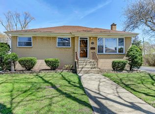 3837 Blanchan Ave, Brookfield, IL 60513