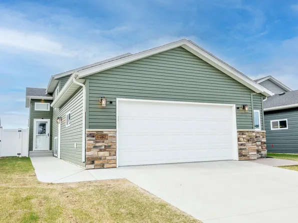 6762 69th Ave S, Horace, ND 58047